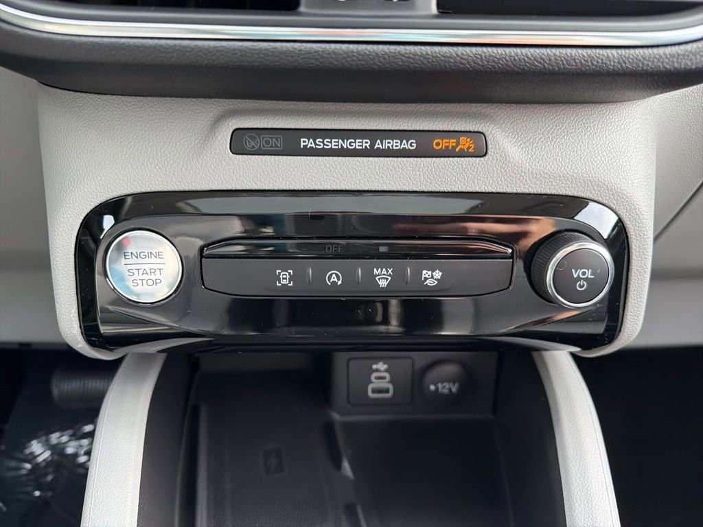 New 2026 Ford Escape Platinum w/ Equipment Group 601A image 31