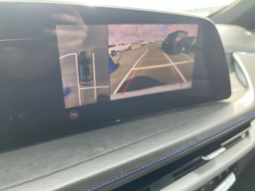Used 2024 Cadillac XT4 Sport AWD/4WD image 17