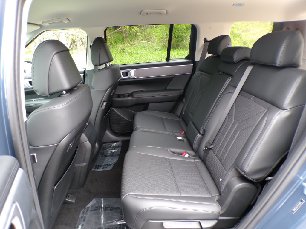 New 2026 Hyundai Santa Fe SEL AWD/4WD image 17