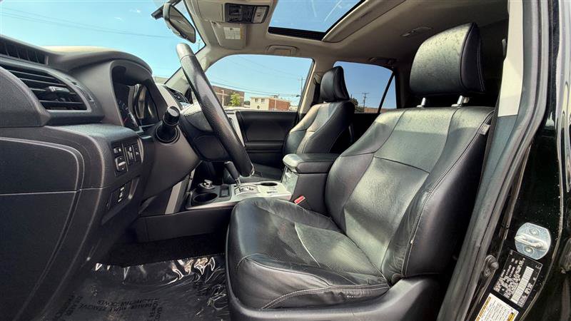 Used 2017 Toyota 4Runner Limited AWD/4WD image 22