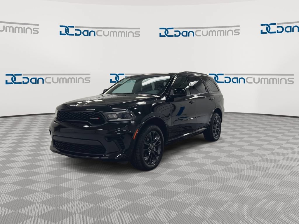 Used 2023 Dodge Durango GT w/ Blacktop Package AWD/4WD image 4