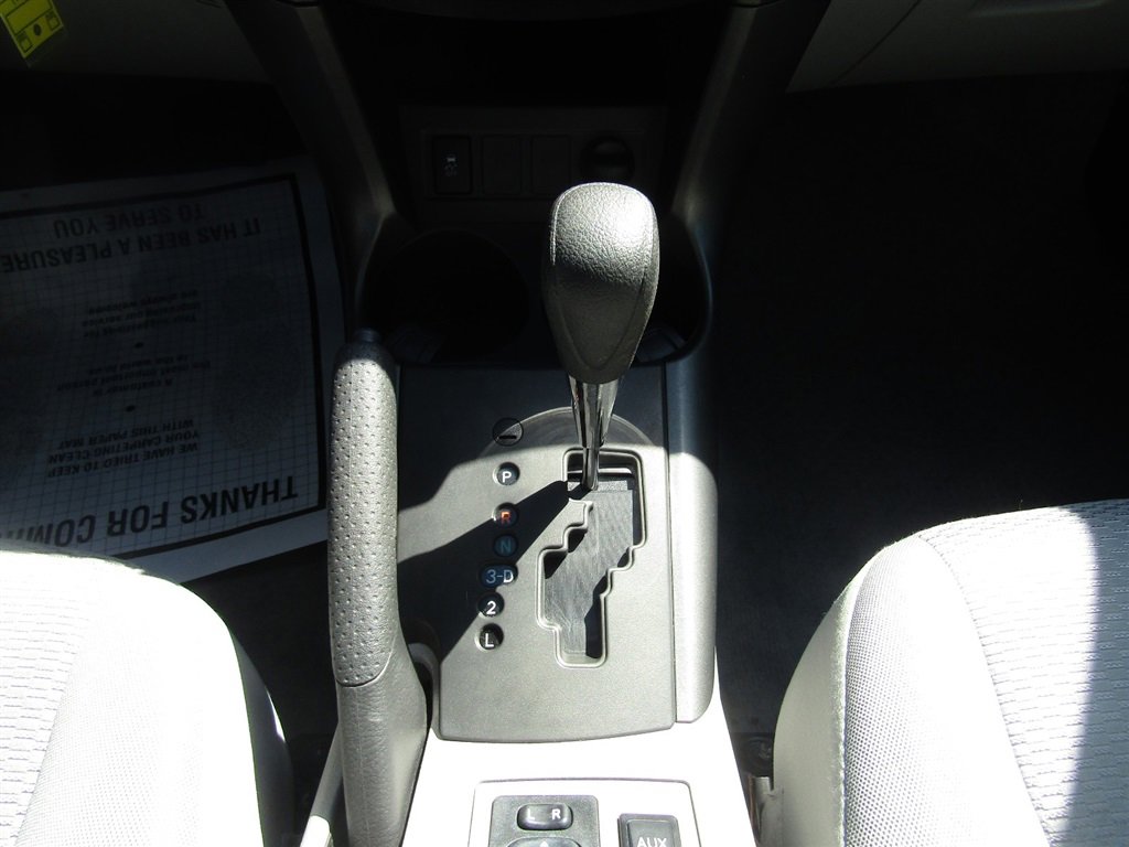 Used 2011 Toyota RAV4 2WD image 27