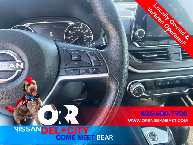 Used 2025 Nissan Altima 2.5 SV FWD image 18