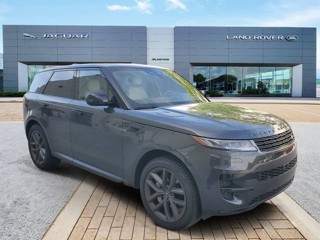 Used 2025 Land Rover Range Rover Sport SE AWD/4WD image 2