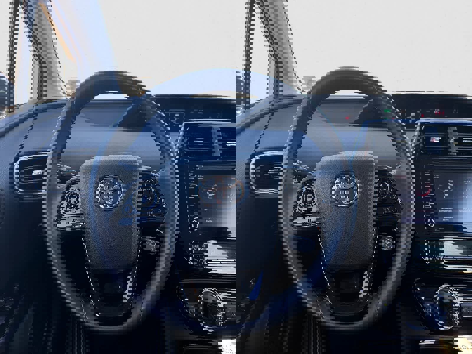 Used 2020 Toyota Prius Prime LE image 13