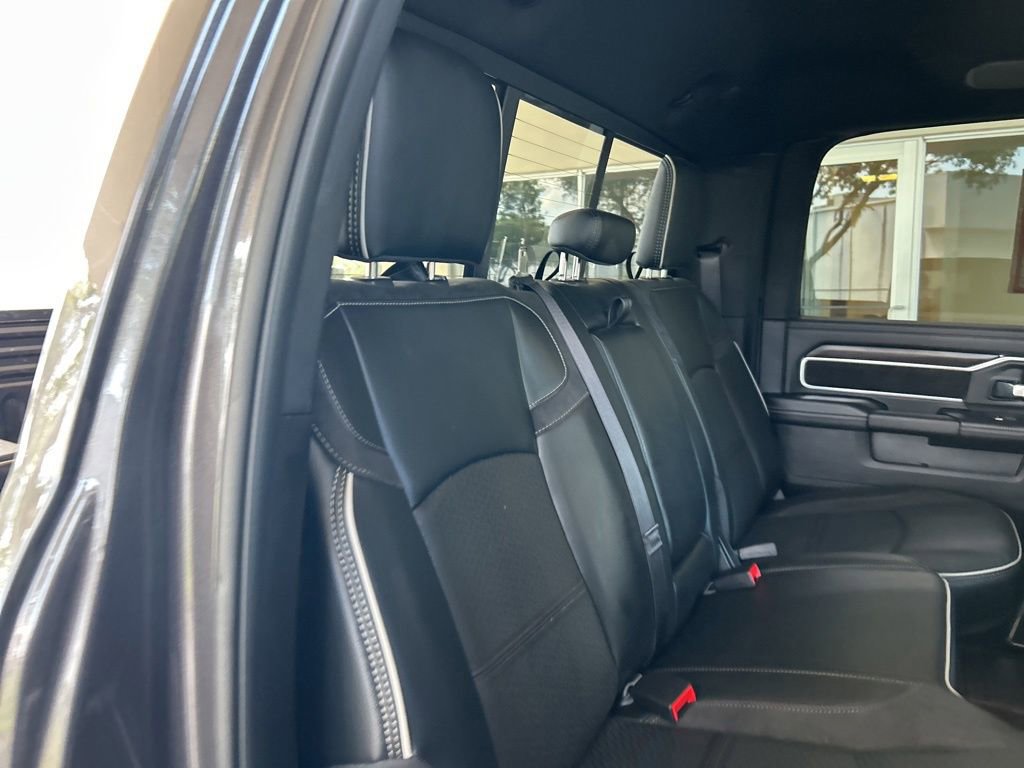 Used 2026 RAM 2500 Laramie AWD/4WD image 32