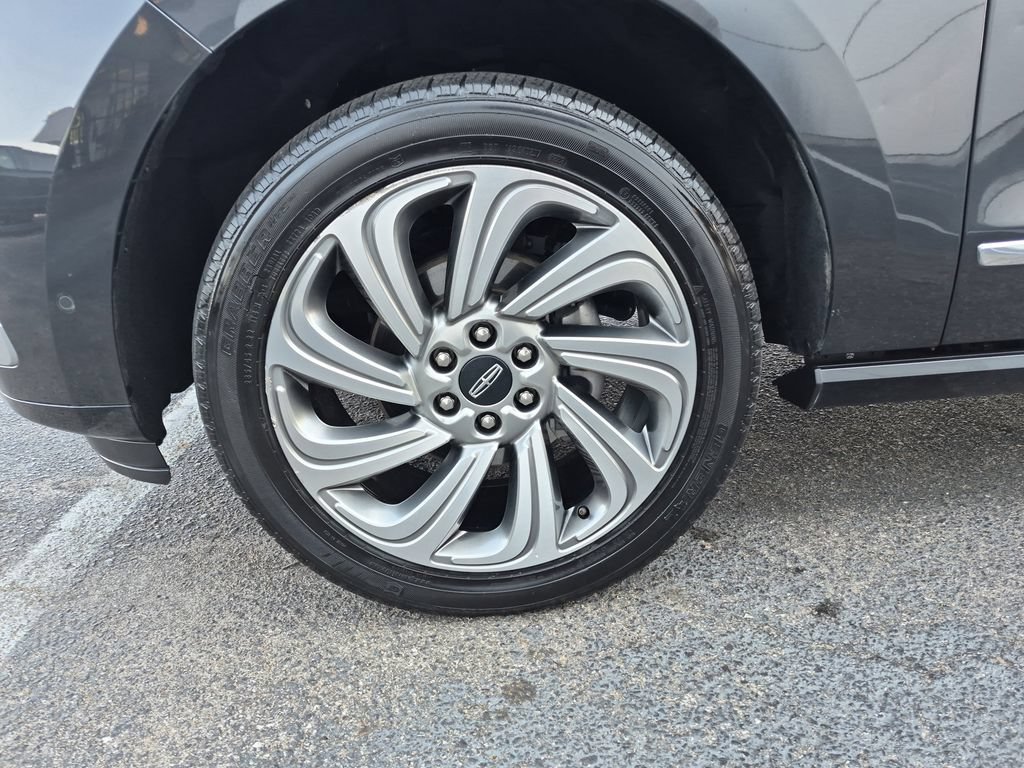Used 2023 Lincoln Navigator Reserve AWD/4WD image 7