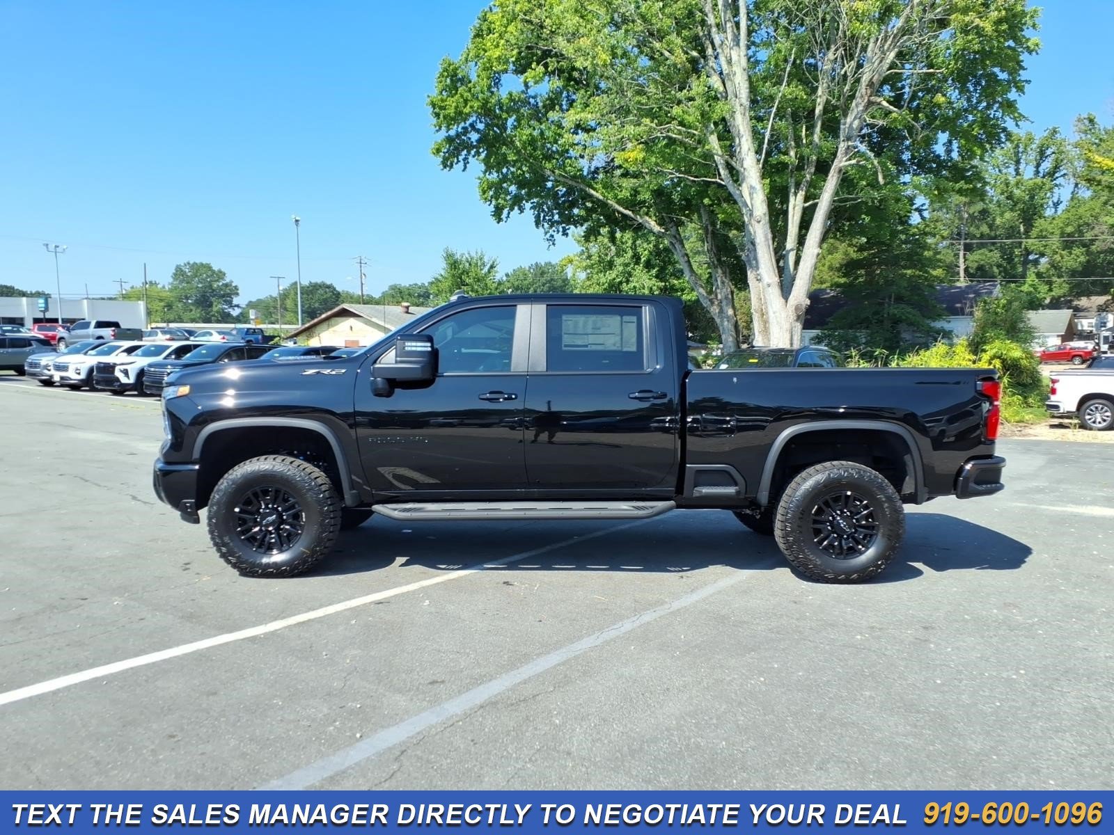 New 2026 Chevrolet Silverado 2500 ZR2 w/ LPO, Dark Essentials Package AWD/4WD image 4