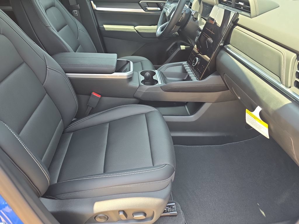 New 2027 GMC Terrain Elevation w/ Elevation Premium Package AWD/4WD image 10