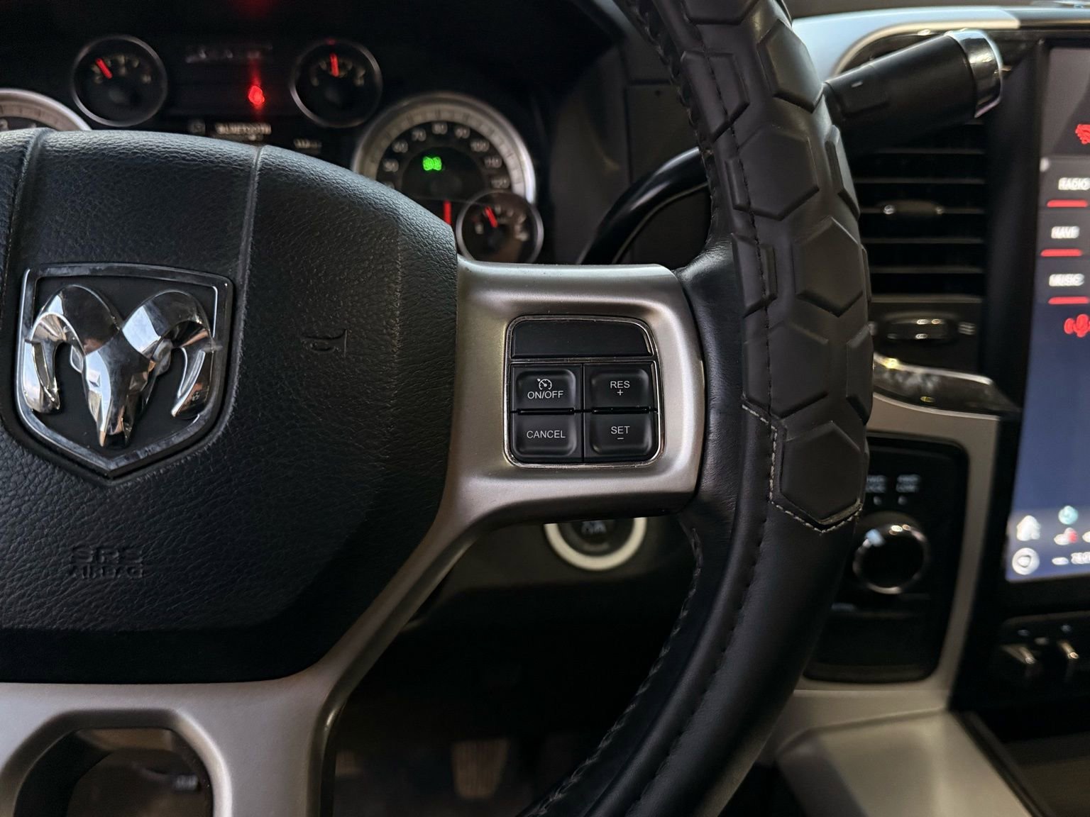 Used 2014 RAM 3500 Laramie image 50