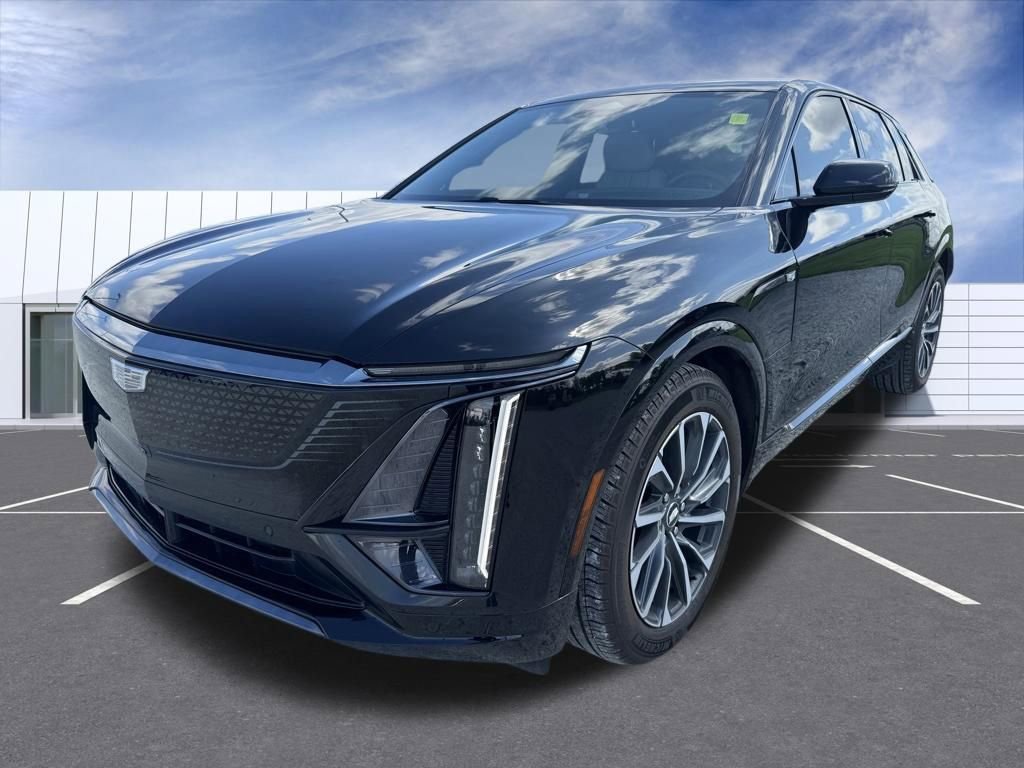 Certified 2024 Cadillac Lyriq Sport AWD/4WD image 6