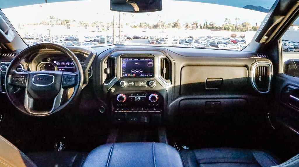 Used 2023 GMC Sierra 2500 Denali image 13