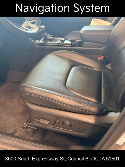 Used 2025 Kia Sportage EX AWD/4WD image 8