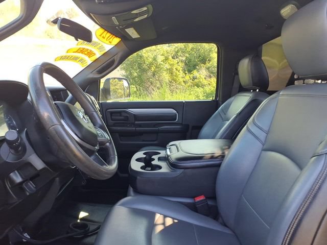 Used 2021 RAM 3500 Tradesman w/ Chrome Appearance Group AWD/4WD image 24