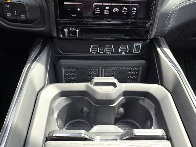 New 2026 RAM 3500 Longhorn AWD/4WD image 23