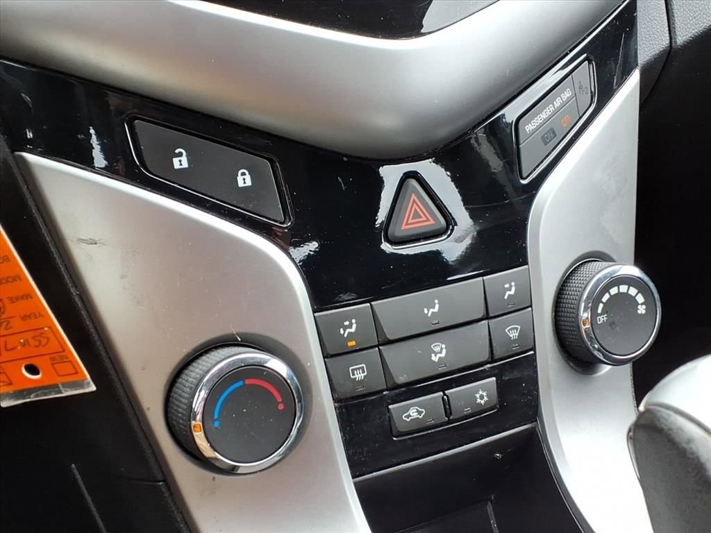 Used 2014 Chevrolet Cruze LT w/ RS Package FWD image 27