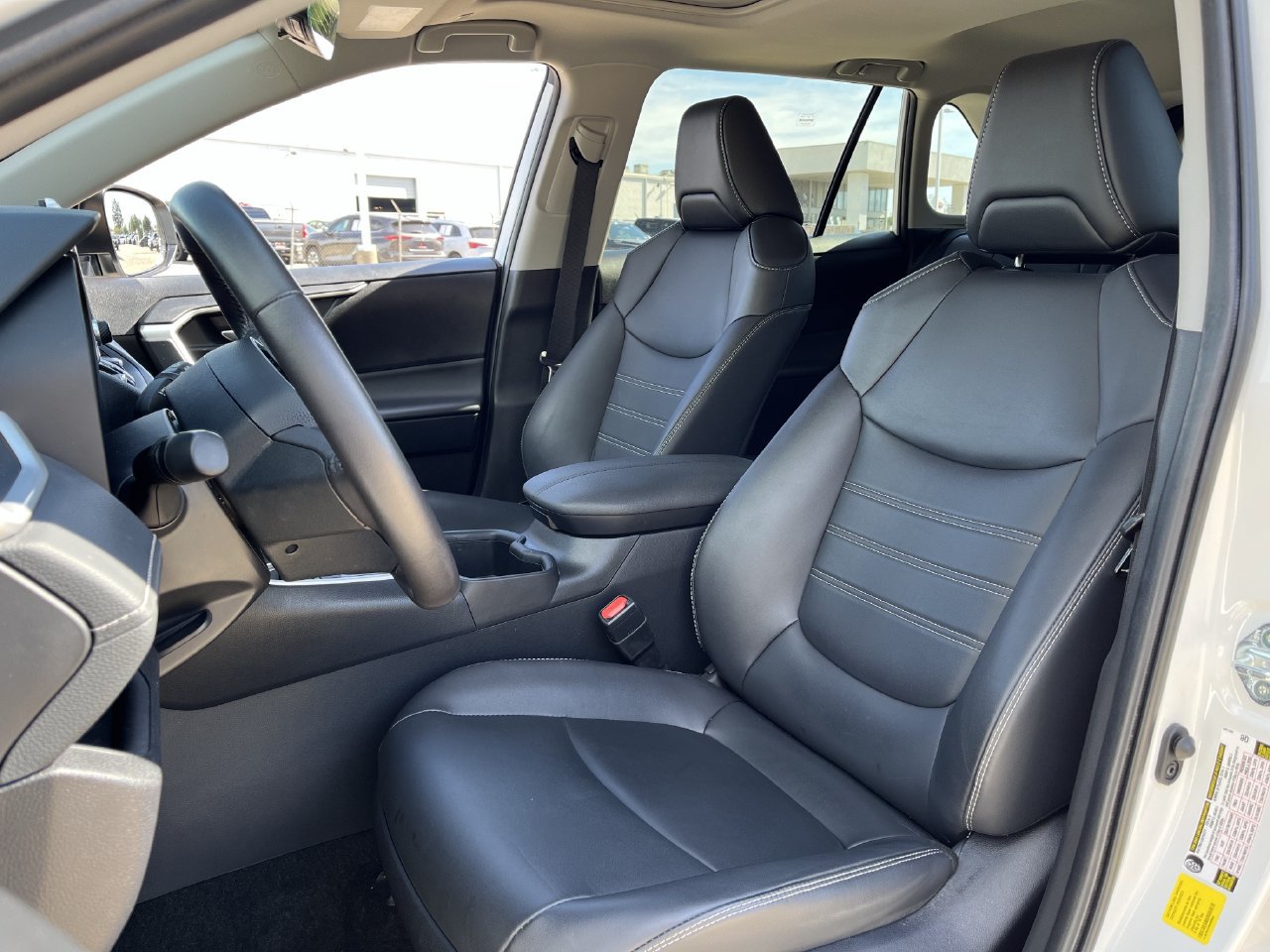 Used 2024 Toyota RAV4 XLE Premium FWD image 24
