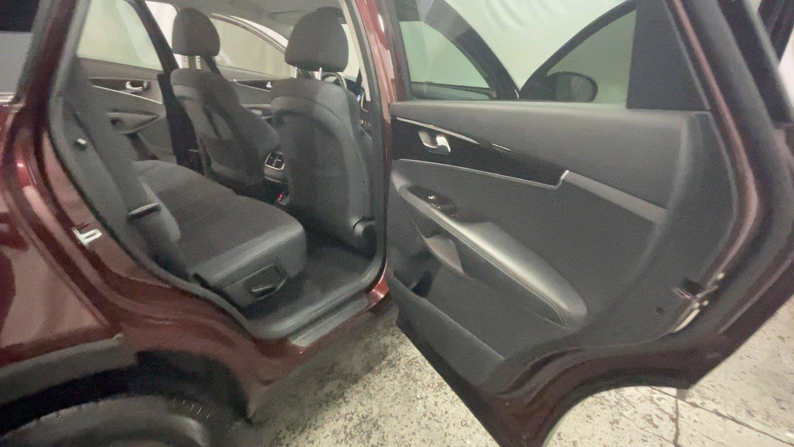 Used 2019 Kia Sorento AWD image 21