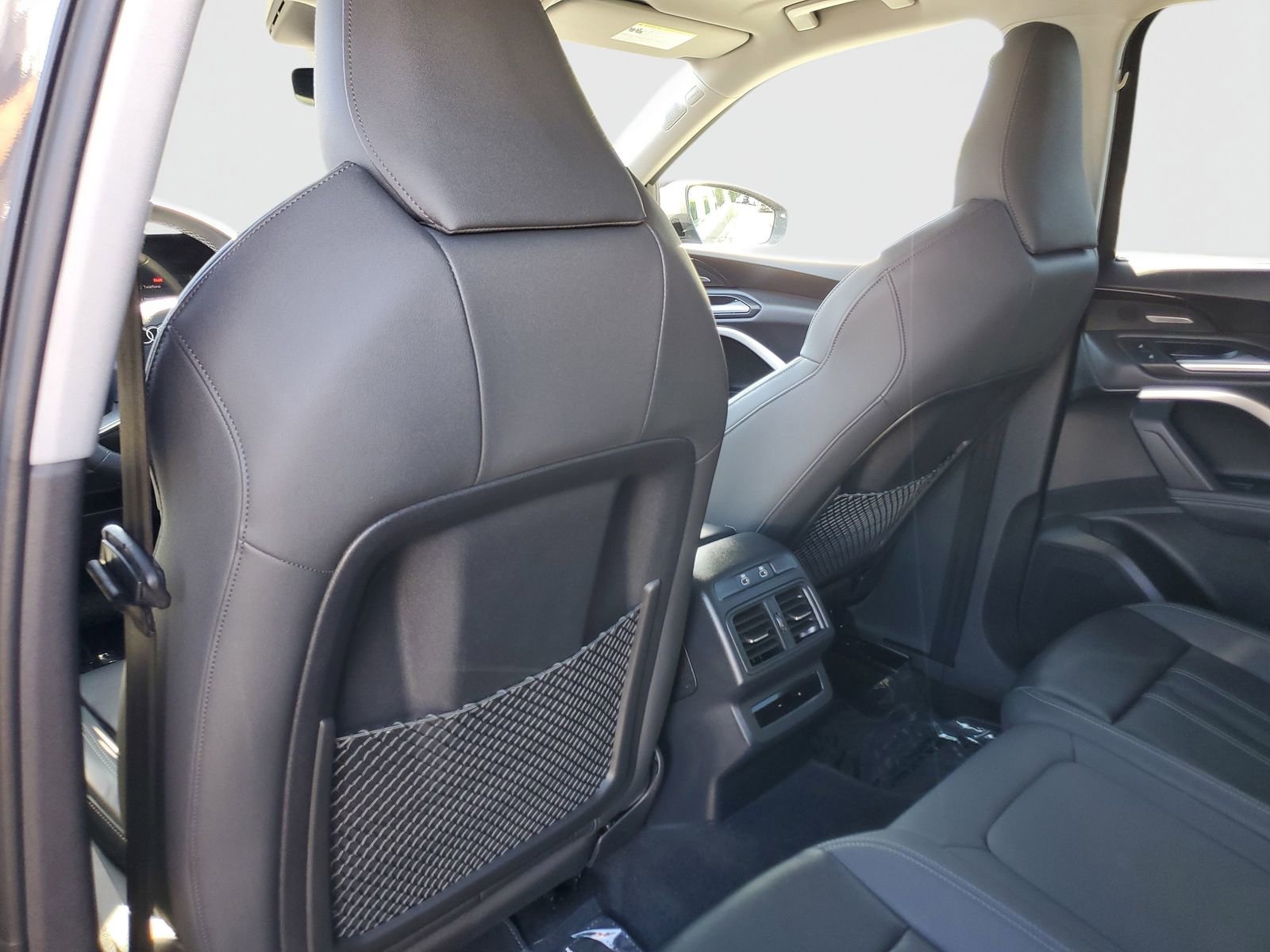 Used 2025 Audi Q5 Premium Plus w/ Premium Plus image 14