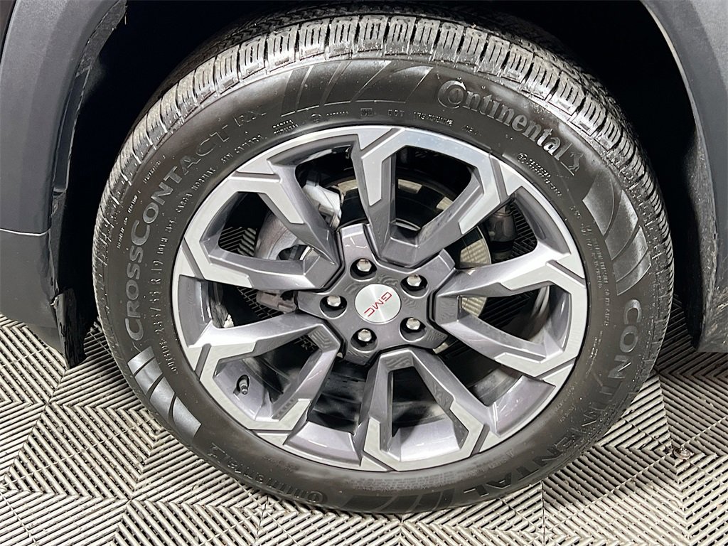 Used 2025 GMC Terrain Elevation w/ Elevation Premium Package image 28