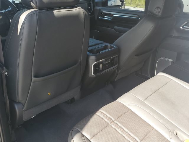 Used 2024 Chevrolet Silverado 3500 High Country w/ High Country Premium Package AWD/4WD image 11