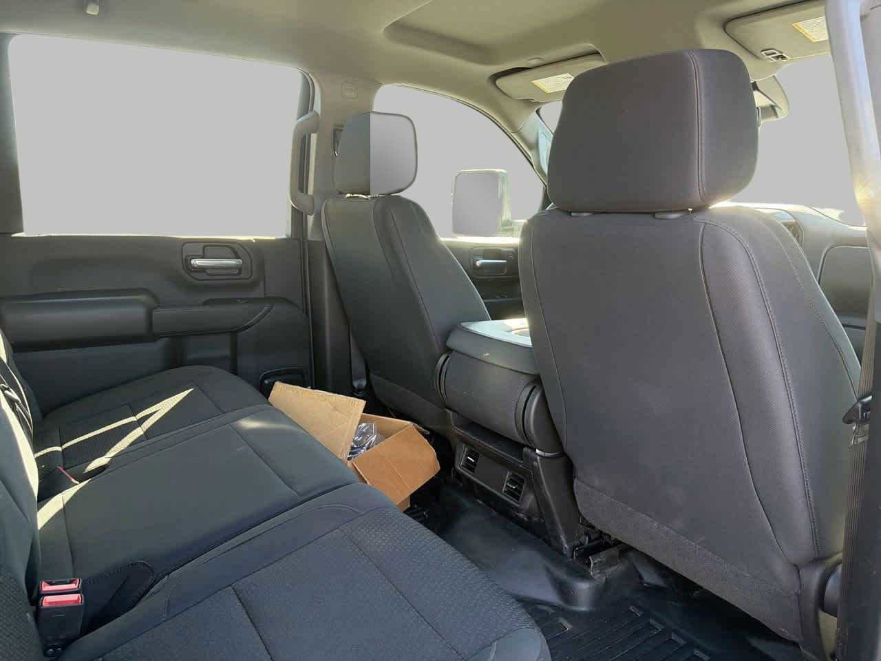 Used 2025 Chevrolet Silverado 3500 W/T image 13