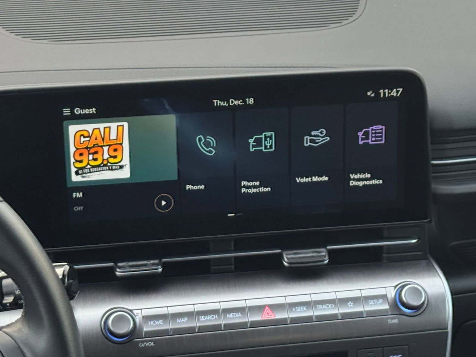 Used 2025 Hyundai Kona SEL image 18