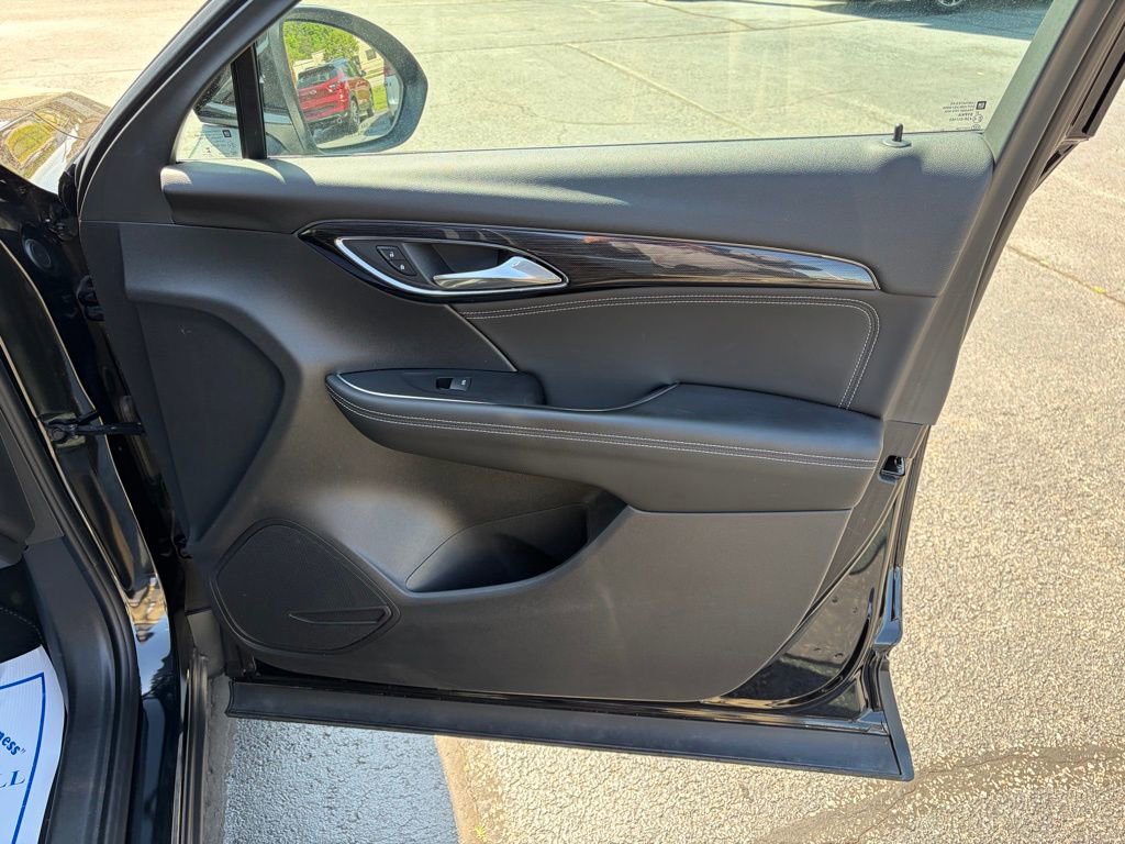 Used 2023 Buick Envision Preferred image 12