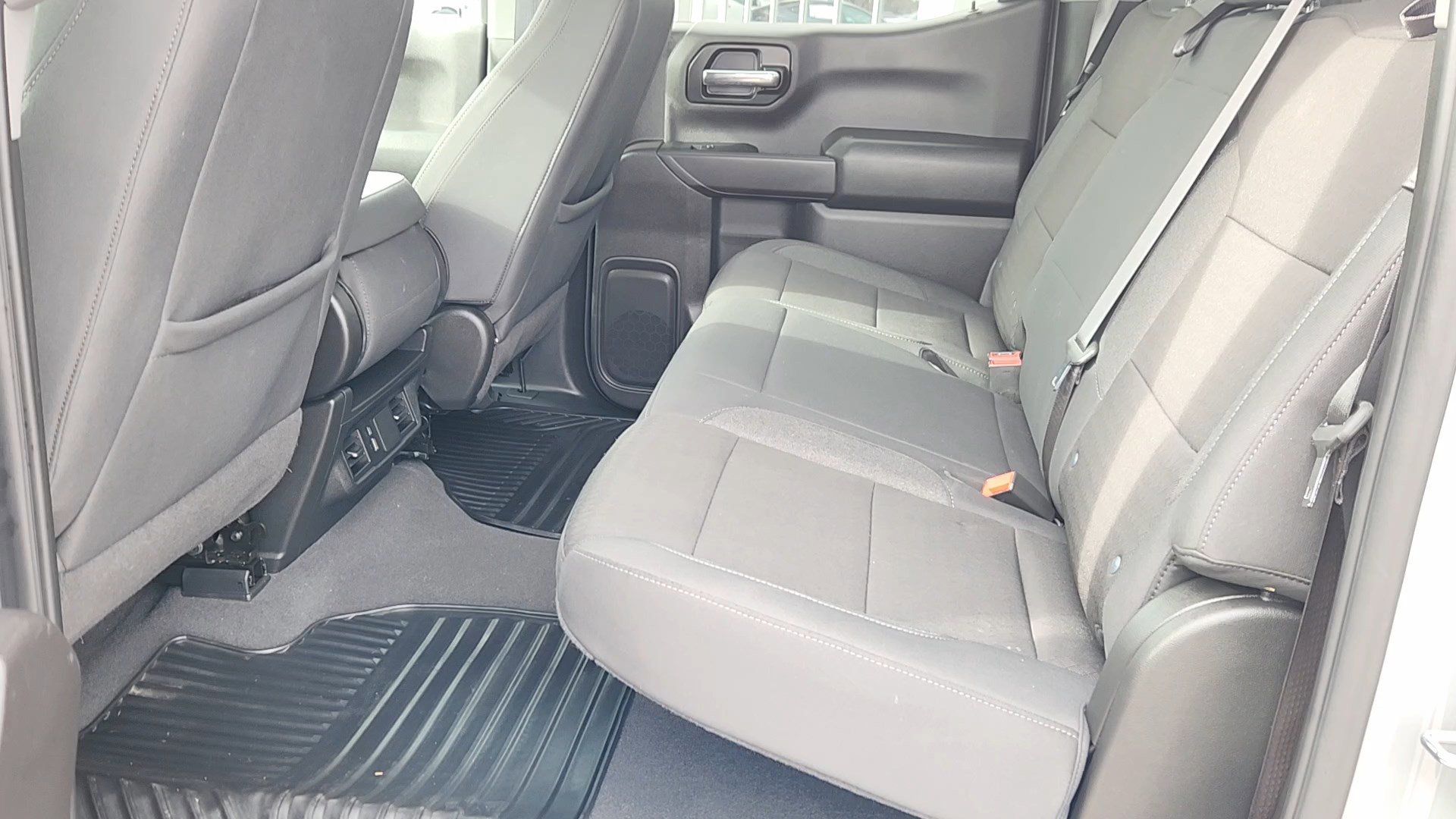 Used 2024 Chevrolet Silverado 1500 Custom Trail Boss w/ Turbomax Blackout Package image 16