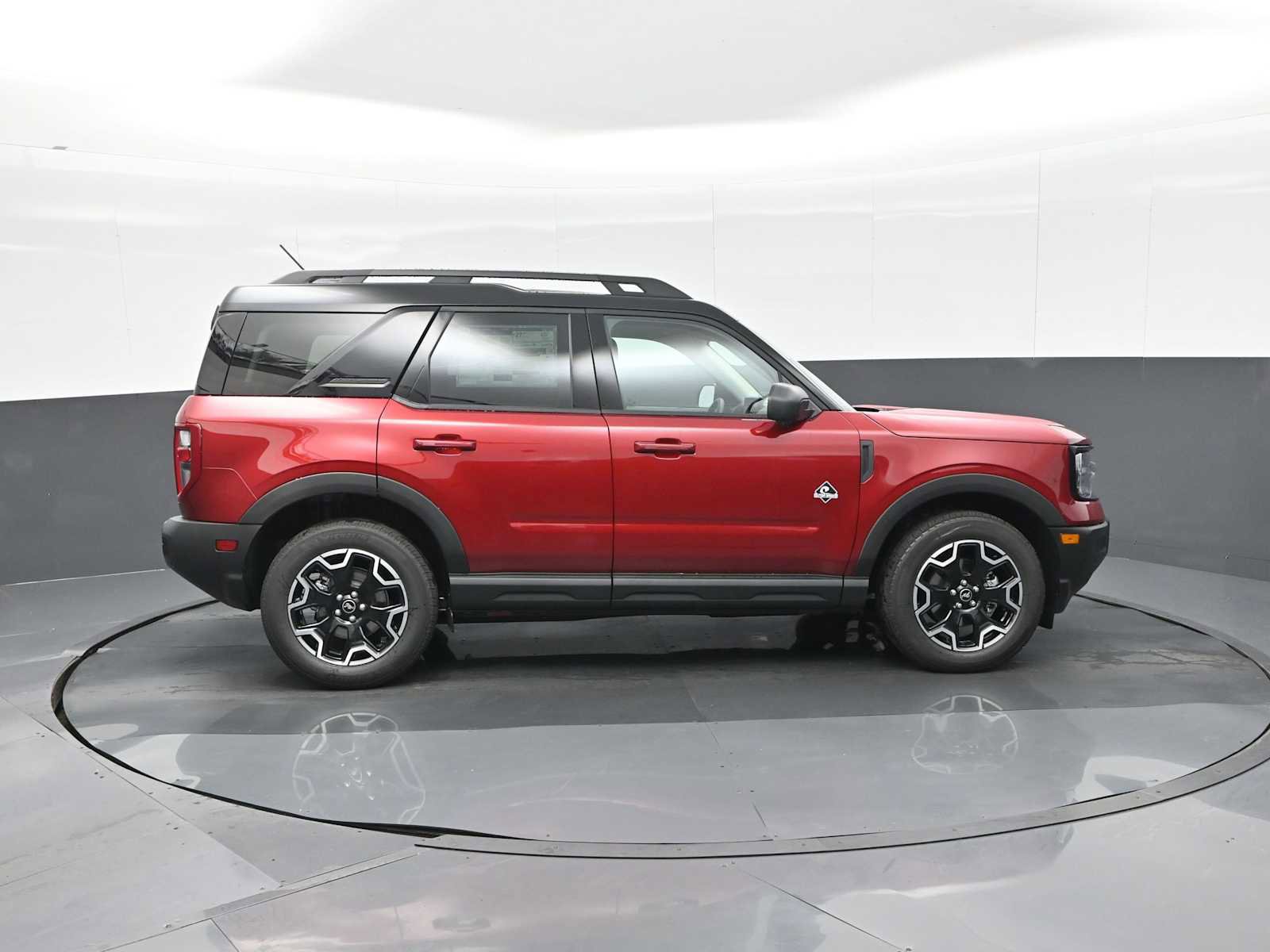 New 2025 Ford Bronco Sport Outer Banks w/ Outer Banks Tech Package+ image 9