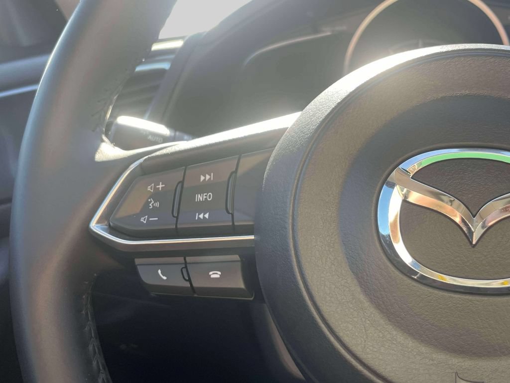 Used 2017 MAZDA MAZDA3 Grand Touring FWD image 21