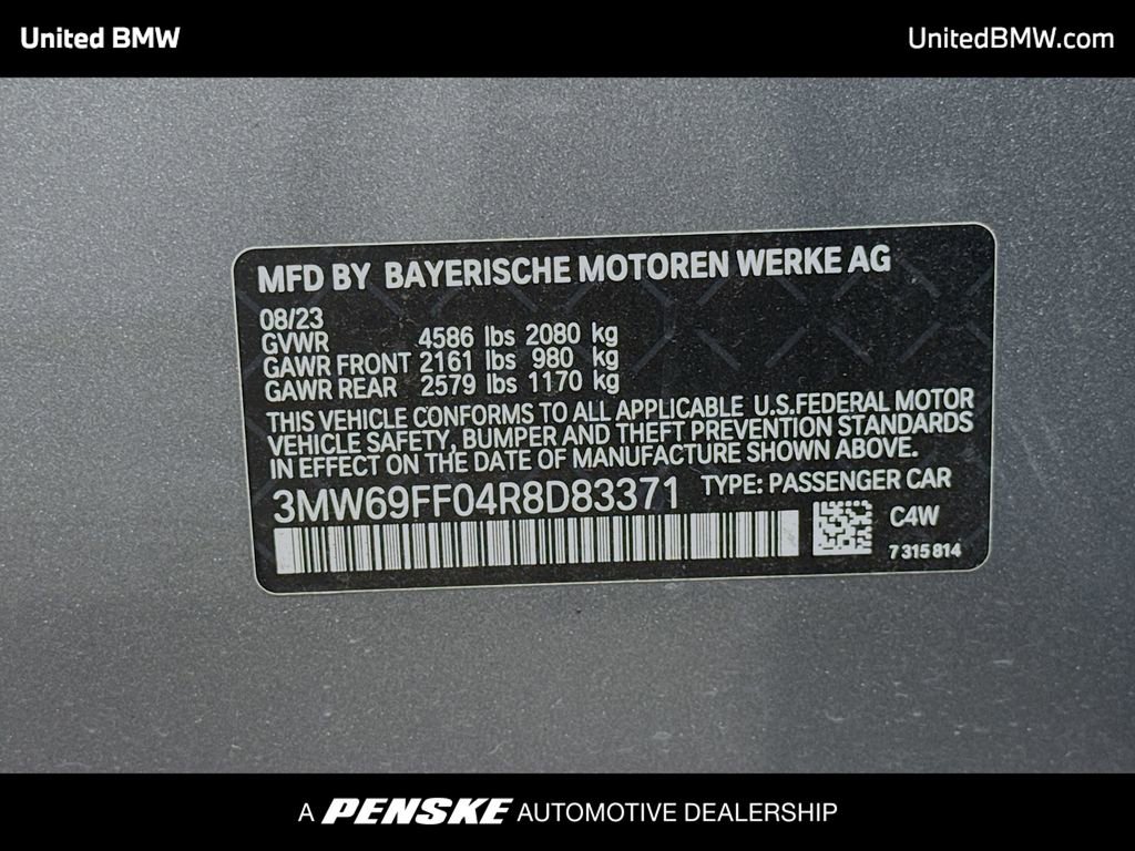 Used 2024 BMW 330i Sedan w/ M Sport Package RWD image 15