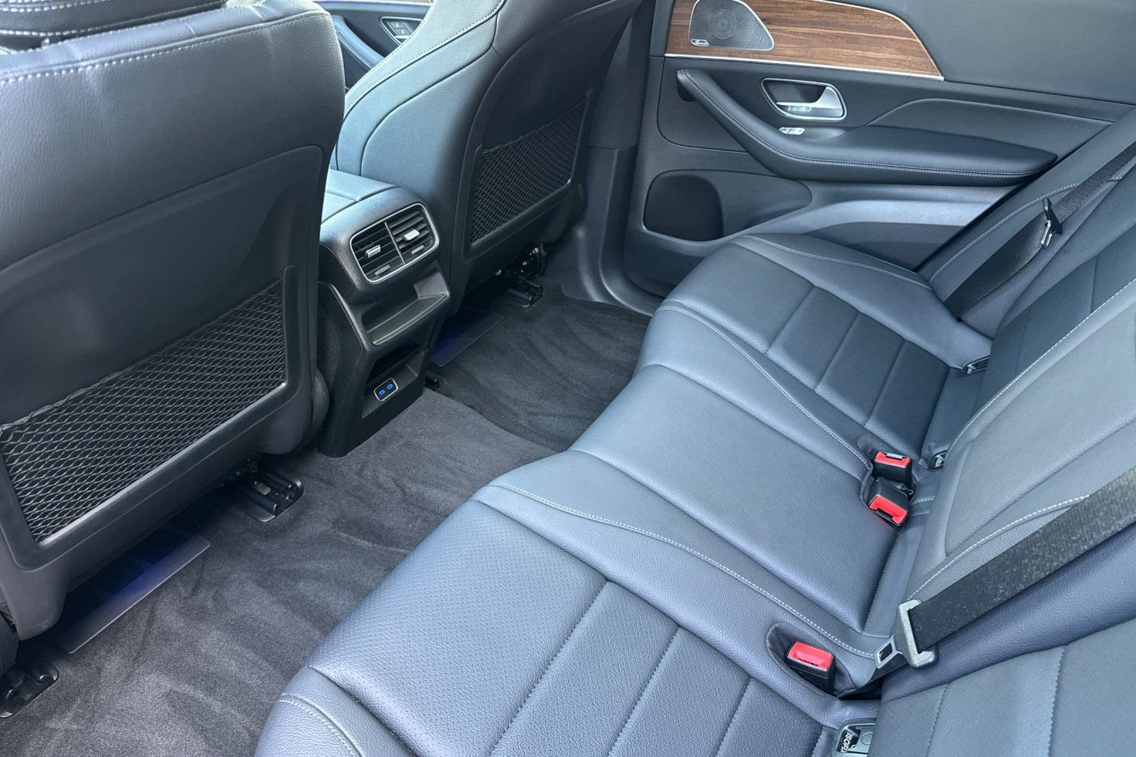 Certified 2025 Mercedes-Benz GLE 450 4MATIC image 13