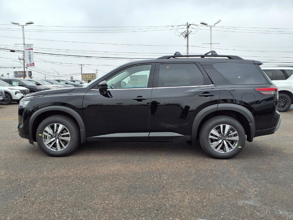 New 2026 Nissan Pathfinder SL AWD/4WD image 4