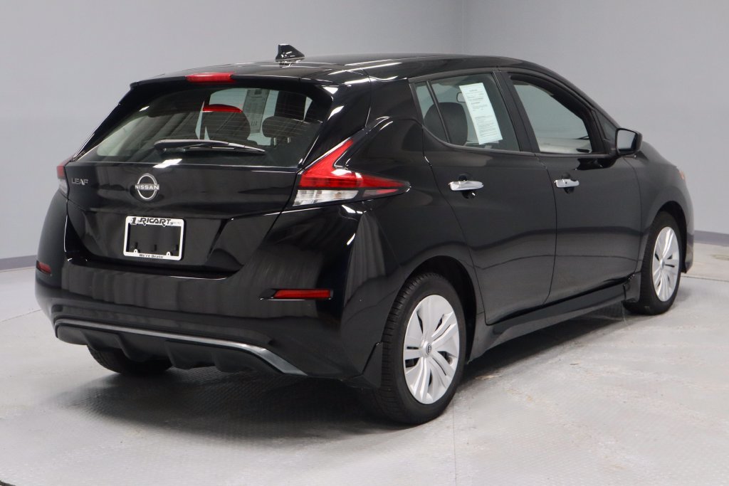 Used 2025 Nissan Leaf S FWD image 11