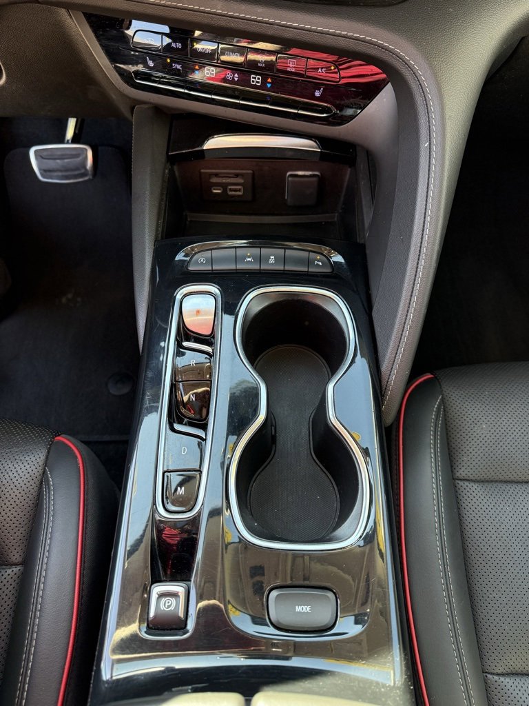 Used 2022 Buick Envision Essence w/ Technology Package I image 14