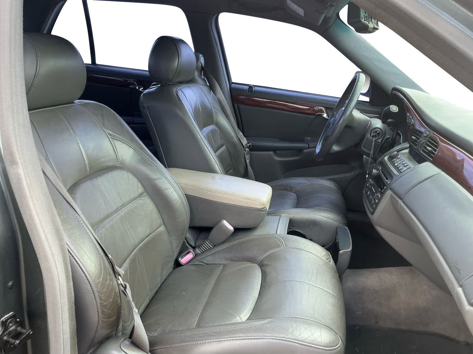 Used 2004 Cadillac De Ville image 15