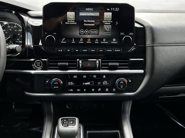 Used 2024 Nissan Pathfinder SL AWD/4WD image 16