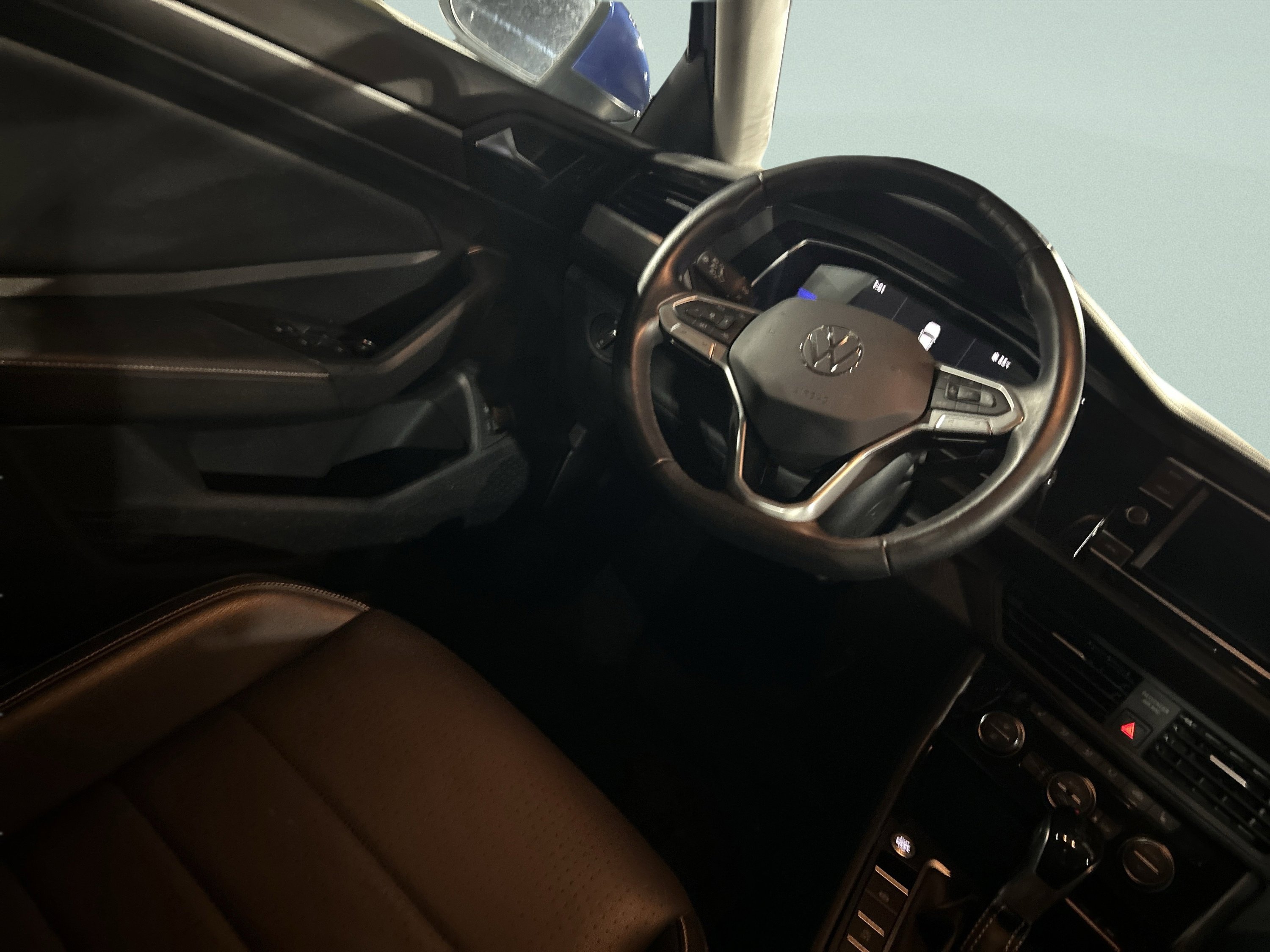 Used 2024 Volkswagen Jetta SE image 20