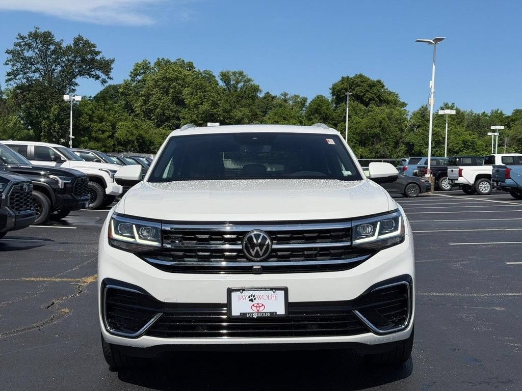 Used 2022 Volkswagen Atlas Cross Sport SEL Premium R-Line AWD/4WD image 9