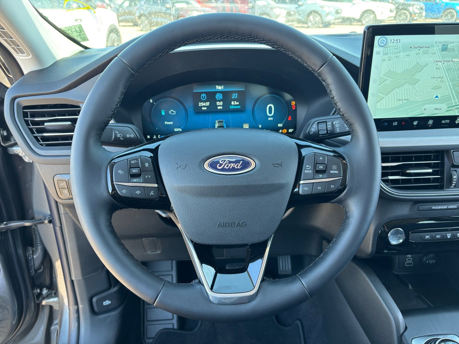 New 2025 Ford Escape SE w/ PHEV Premium Package FWD image 9