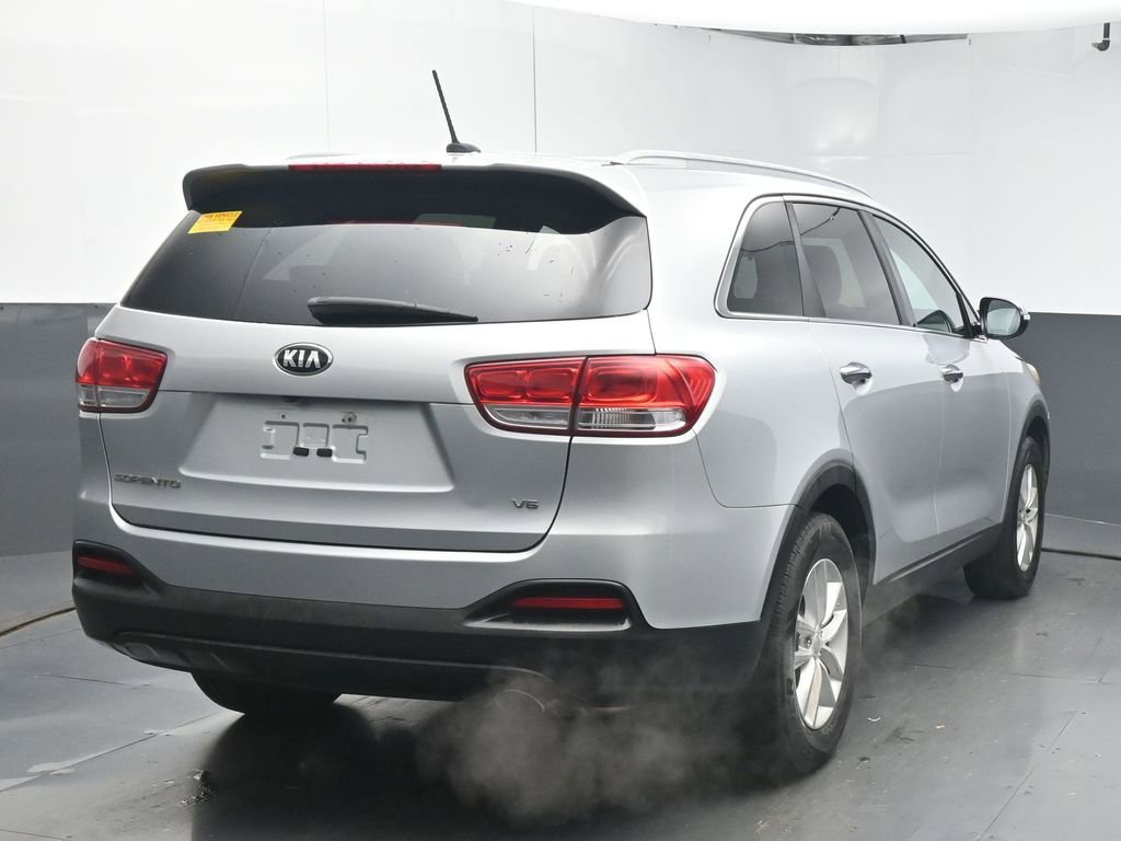 Used 2016 Kia Sorento LX FWD image 7