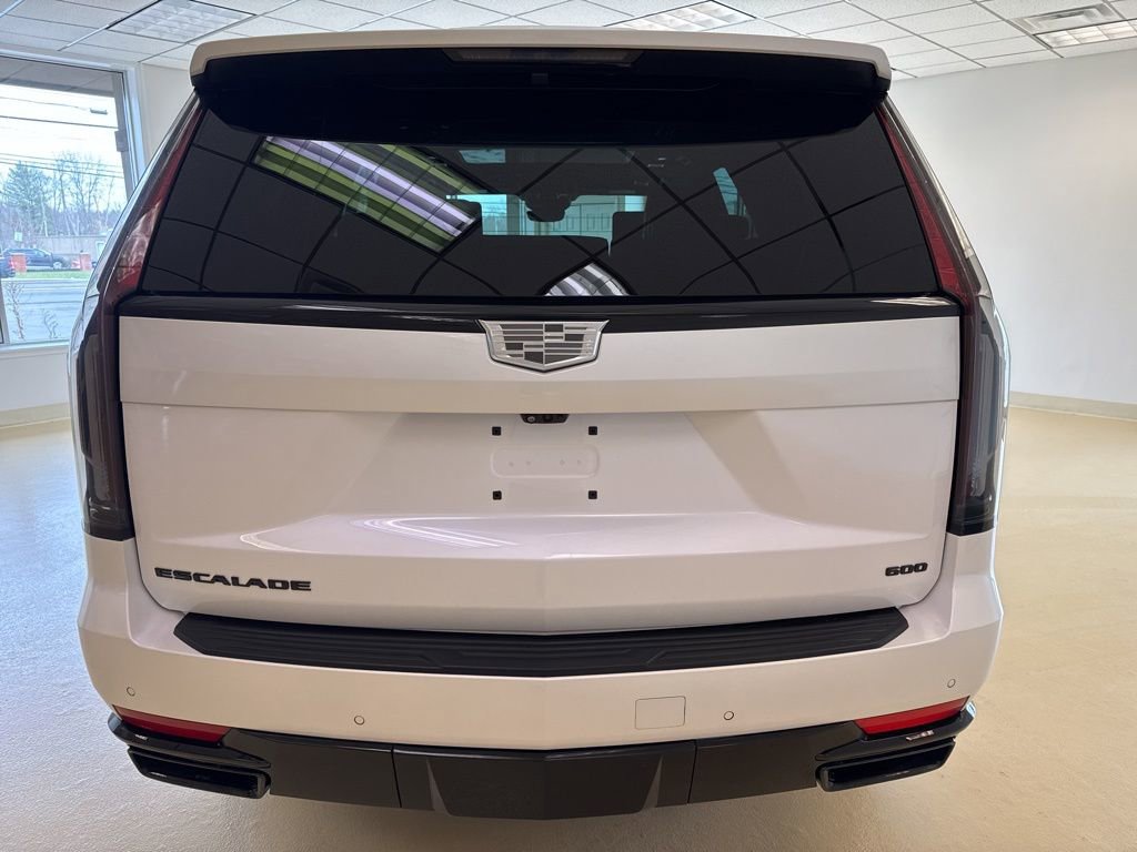 Certified 2023 Cadillac Escalade Sport Platinum w/ LPO, ONYX Package AWD/4WD image 8