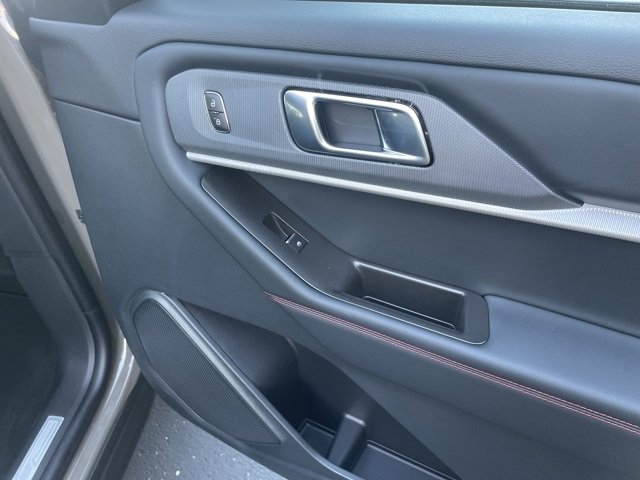 New 2026 Ford Explorer ST-Line w/ ST-Line Street Pack image 53