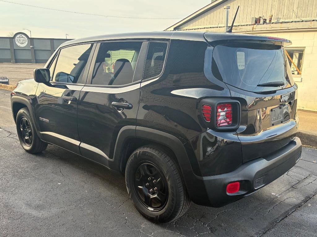 Used 2017 Jeep Renegade Sport w/ Power & Air Group image 6