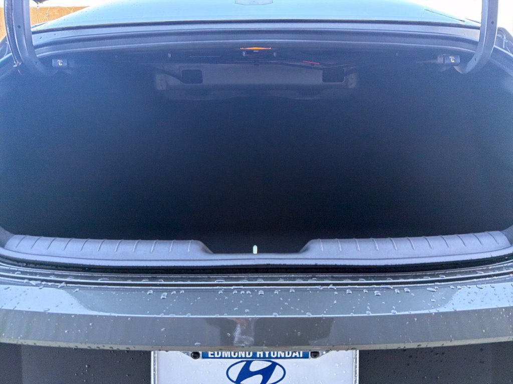 New 2026 Hyundai Elantra SEL Sport FWD image 31