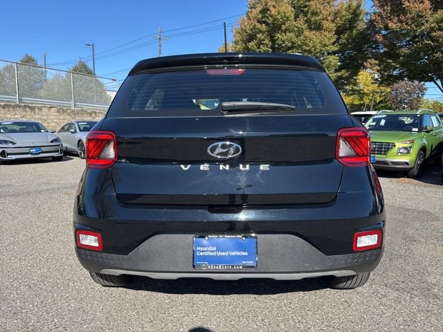 Certified 2023 Hyundai Venue SEL image 20