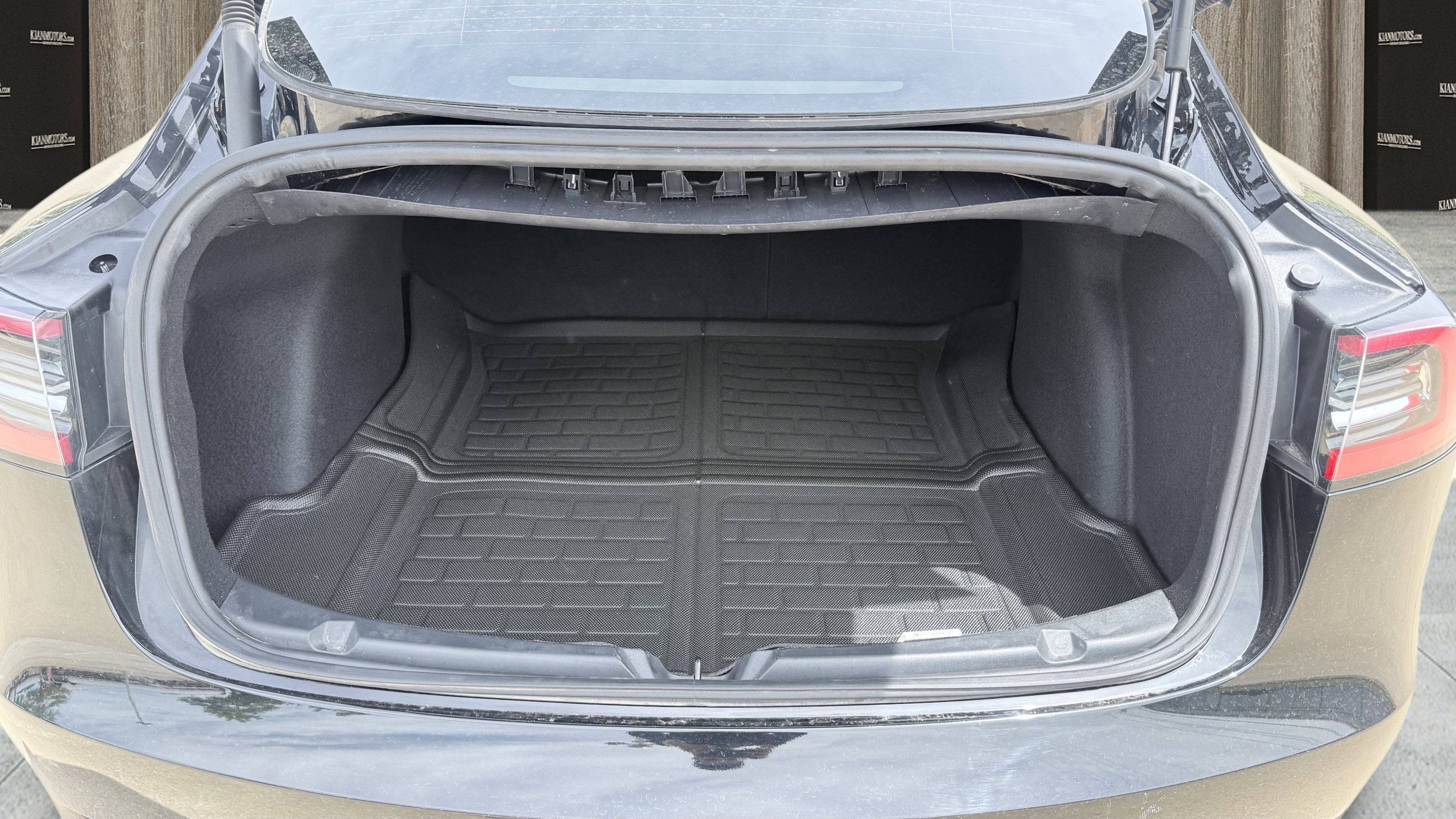 Used 2023 Tesla Model 3 Performance AWD/4WD image 13