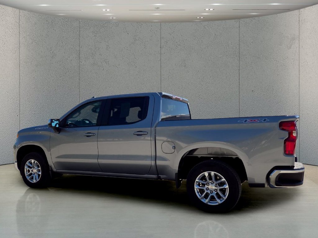 Used 2023 Chevrolet Silverado 1500 LT AWD/4WD image 9