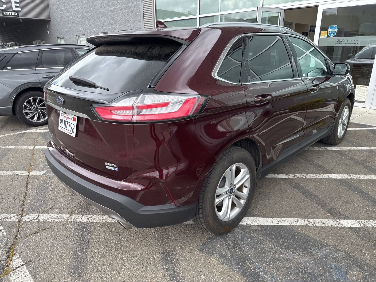 Used 2020 Ford Edge SEL image 5